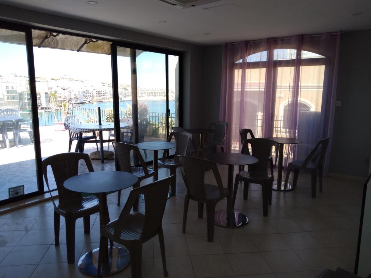 Seafront Akwador Hotell Marsaskala Exteriör bild